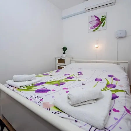 Apartment Rogic Rovinj Exterior photo