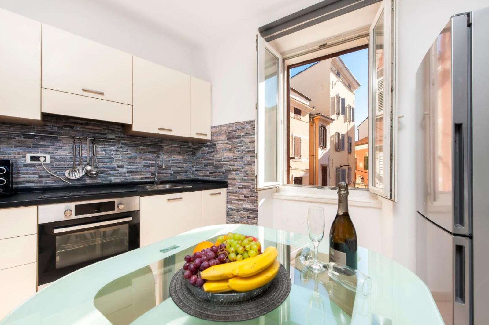Apartment Rogic